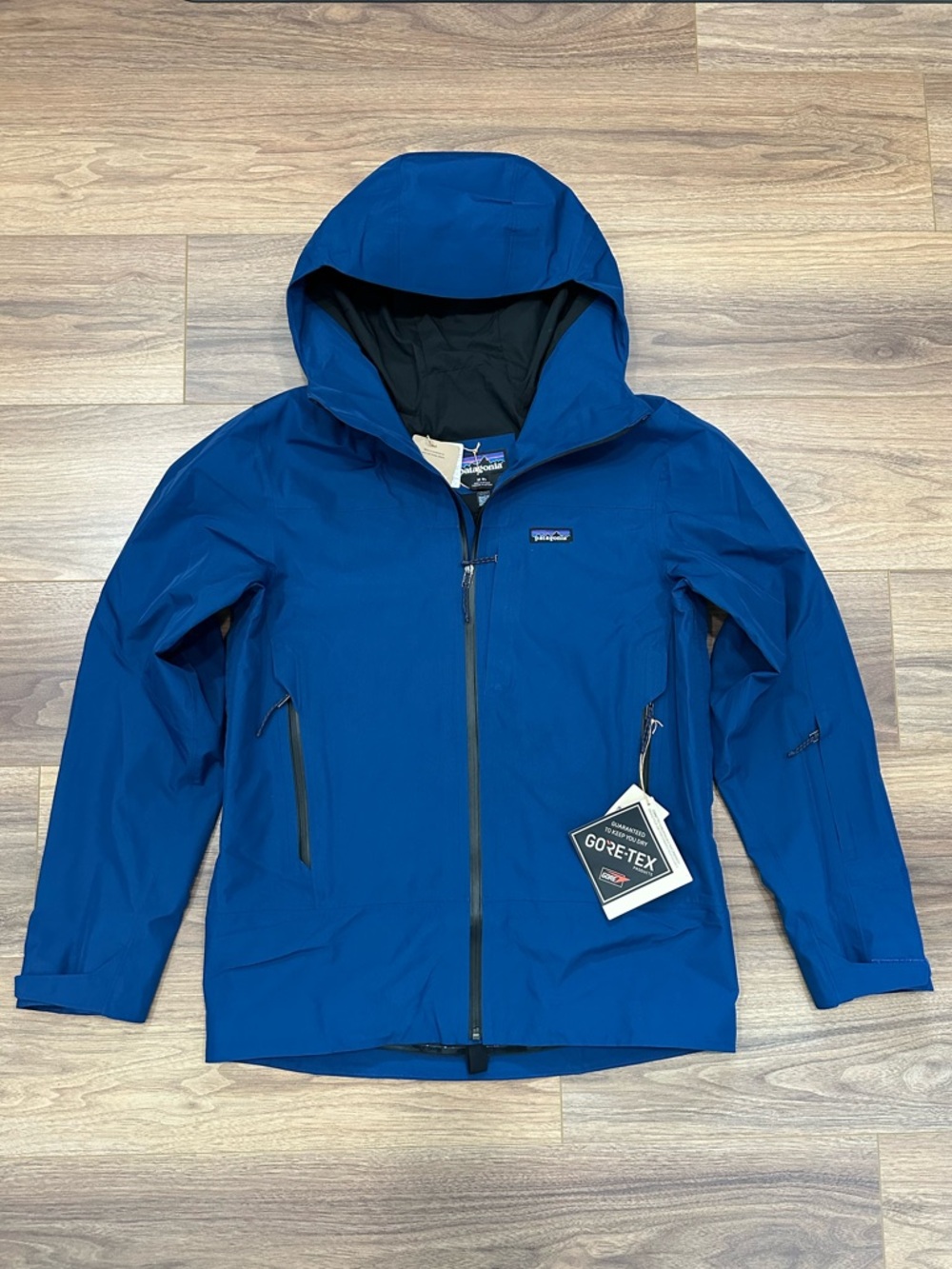 NEW Patagonia Storm Shift Jacket in Clement Blue Size Medium